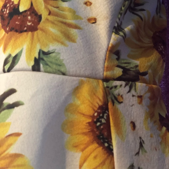 Angashion Summer Sunflower Dress Size Small - Picture 4 of 9